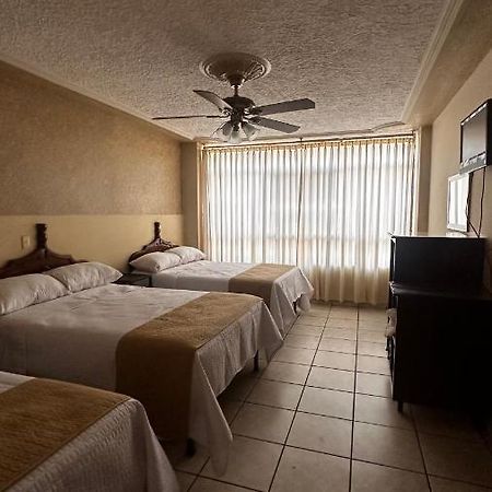 Hotel Palacio Сан Хуан де лос Лагос Екстериор снимка
